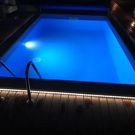 Vila Smarca Remodeled House With Pool Villa *
