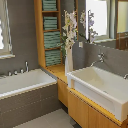 Vila Smarca Remodeled House With Pool Kamnik